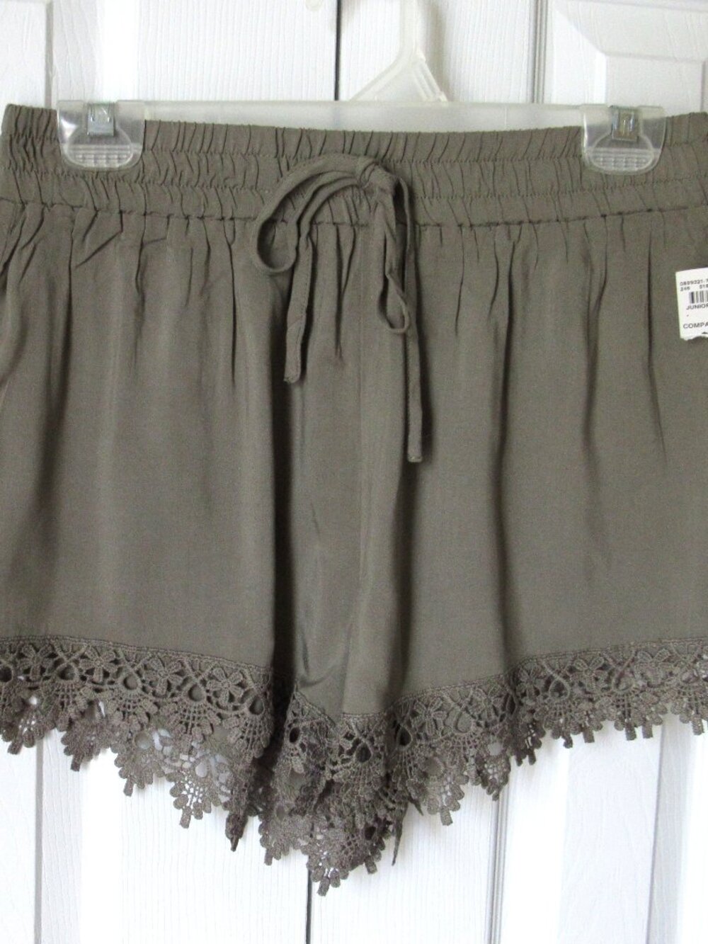 AMBIANCE APPAREL Shorts Olive Green Pull-On Lace Hem Junior Size M Draw Waist